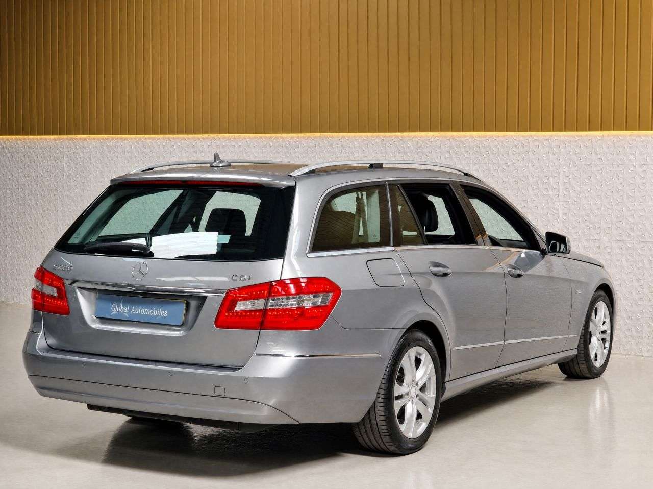 2011 MERCEDES-BENZ E CLASS 2011 MERCEDES-BENZ E CLASS