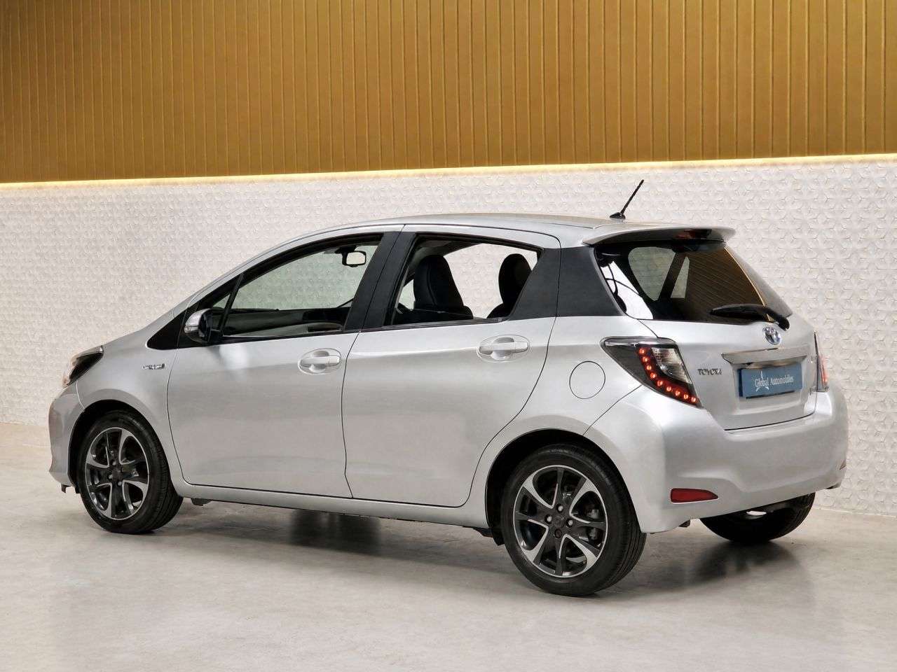2014 TOYOTA YARIS 2014 TOYOTA YARIS