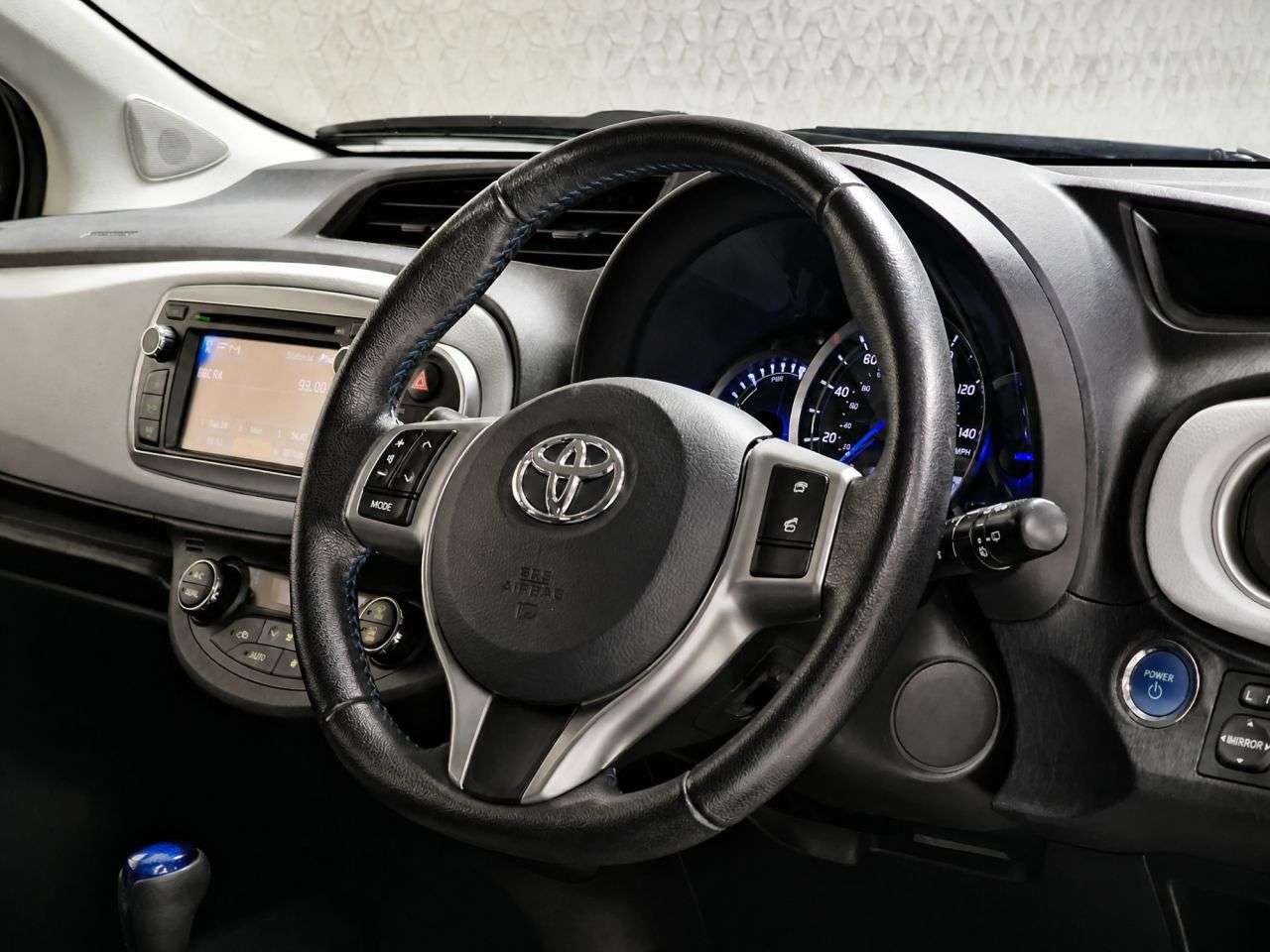 2014 TOYOTA YARIS 2014 TOYOTA YARIS