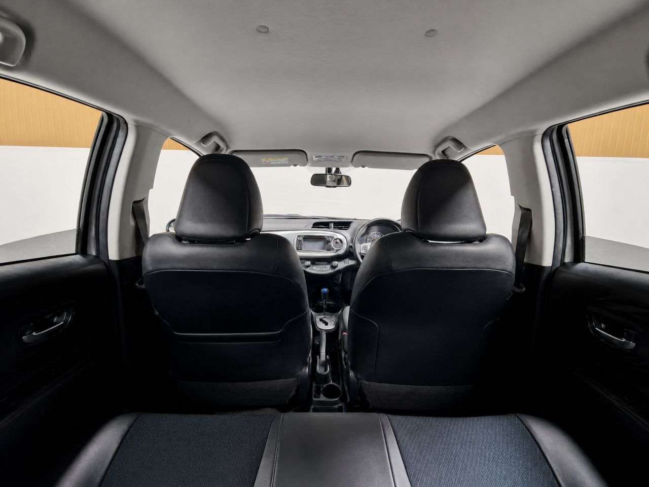 A 2014 TOYOTA YARIS 1.5 VVT-h Trend Hatchback 5dr Petrol Hybrid CVT Euro 5 (101 ps) ONLY ONE FO A 2014 TOYOTA YARIS 1.5 VVT-h Trend Hatchback 5dr Petrol Hybrid CVT Euro 5 (101 ps) ONLY ONE FO