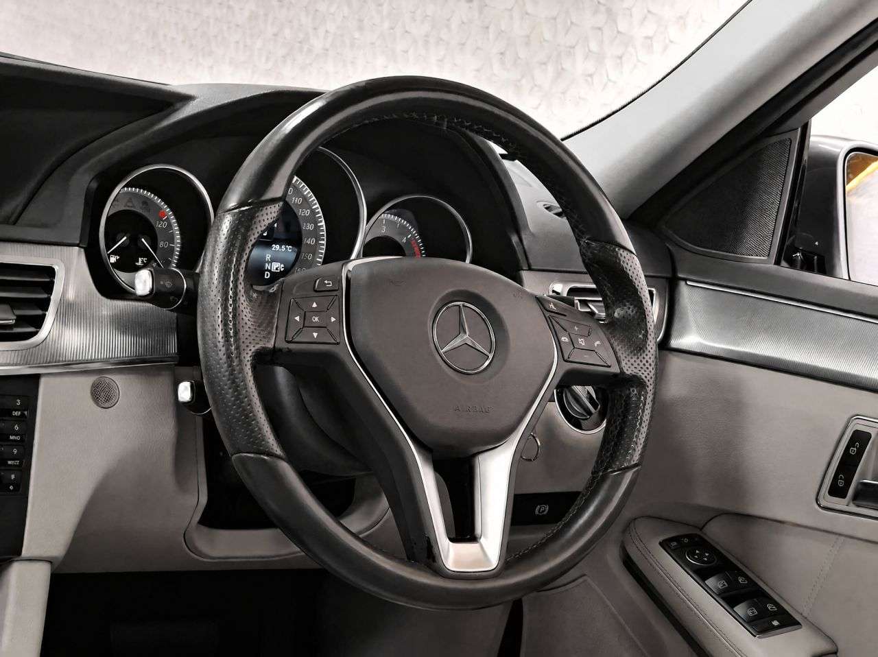 2014 MERCEDES-BENZ E-CLASS 2014 MERCEDES-BENZ E-CLASS