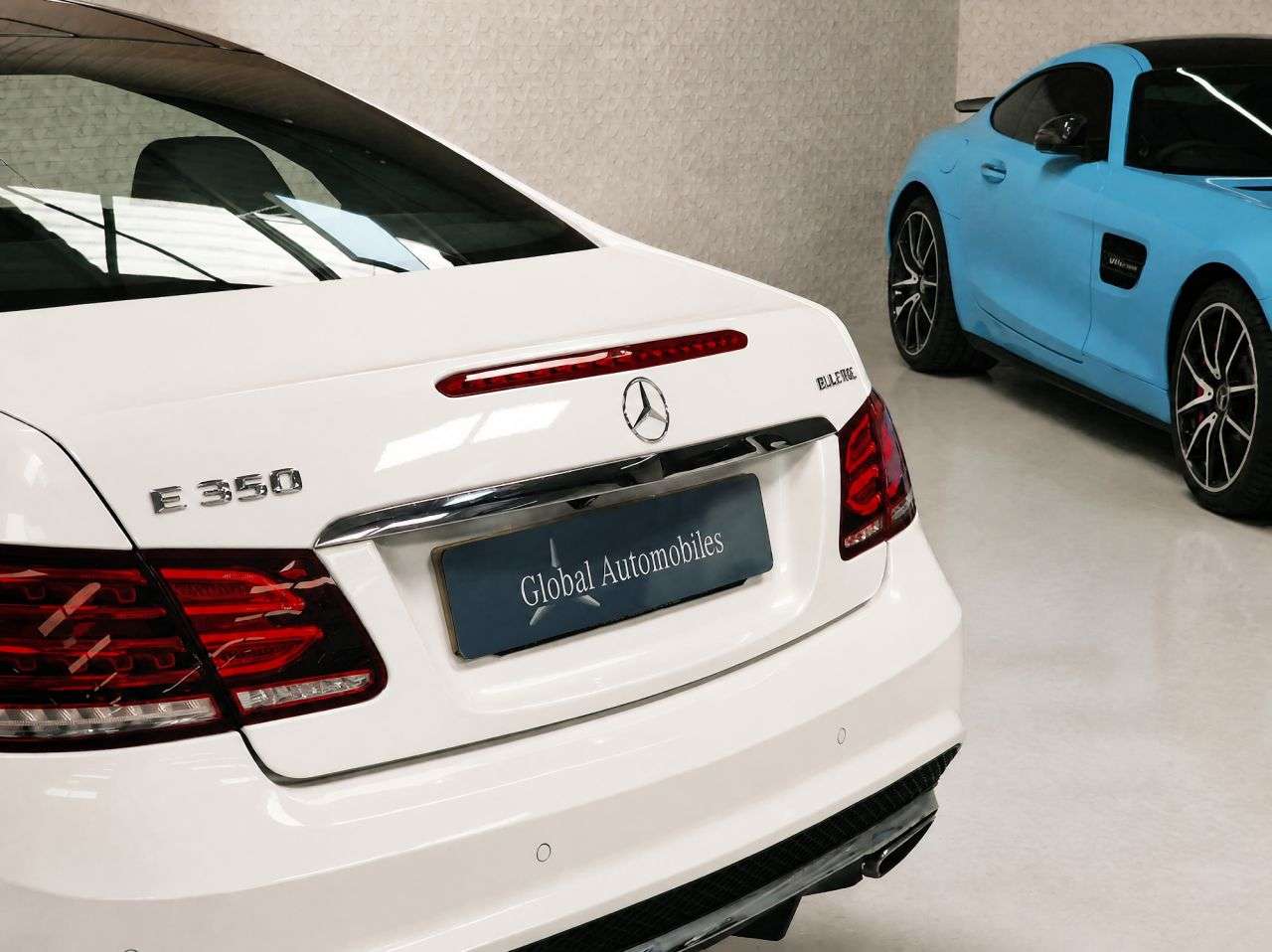 A 2016 MERCEDES-BENZ E-CLASS 3.0 E350d V6 BlueTEC AMG Line (Premium Plus) Coupe 2dr Diesel G-Tronic+ Eur A 2016 MERCEDES-BENZ E-CLASS 3.0 E350d V6 BlueTEC AMG Line (Premium Plus) Coupe 2dr Diesel G-Tronic+ Eur