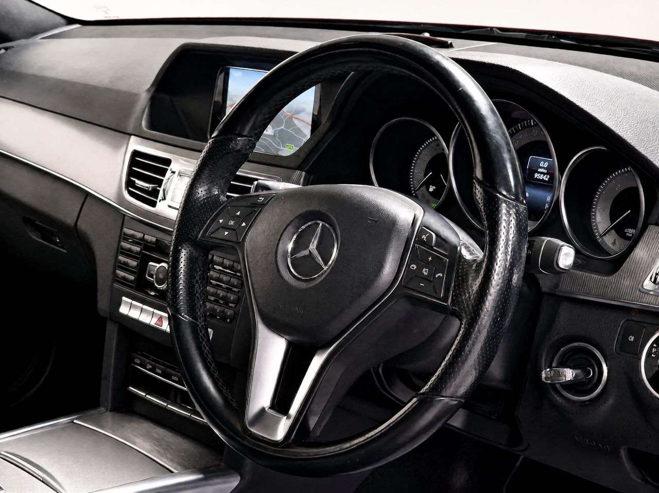 2013 MERCEDES-BENZ E CLASS 2013 MERCEDES-BENZ E CLASS