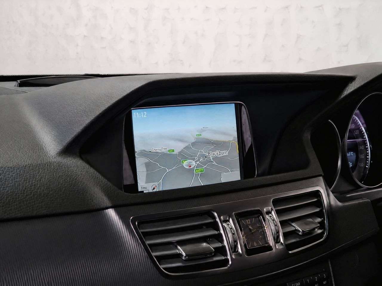 A 2013 MERCEDES-BENZ E CLASS 2.1 E220 CDI SE Estate 5dr Diesel G-Tronic+ Euro 5 (s/s) (170 ps) 13 STAMPS A 2013 MERCEDES-BENZ E CLASS 2.1 E220 CDI SE Estate 5dr Diesel G-Tronic+ Euro 5 (s/s) (170 ps) 13 STAMPS