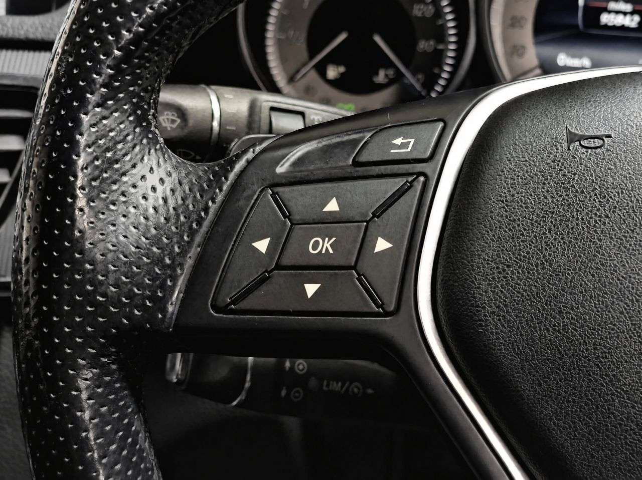 2013 MERCEDES-BENZ E CLASS 2013 MERCEDES-BENZ E CLASS