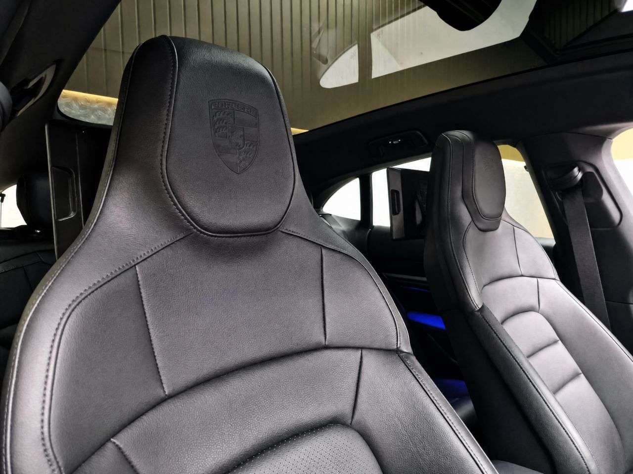 2023 PORSCHE TAYCAN 2023 PORSCHE TAYCAN