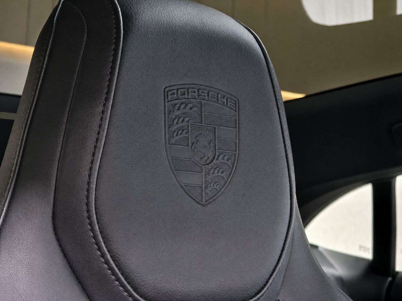 2023 PORSCHE TAYCAN 2023 PORSCHE TAYCAN