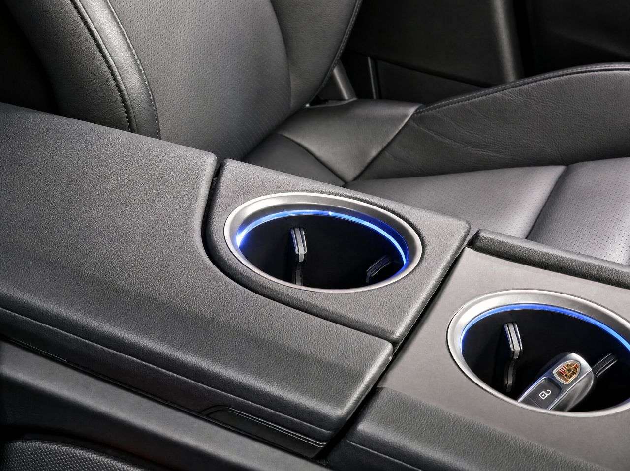 2023 PORSCHE TAYCAN 2023 PORSCHE TAYCAN