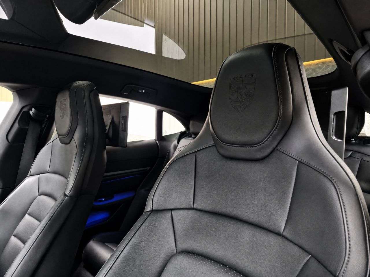 2023 PORSCHE TAYCAN 2023 PORSCHE TAYCAN