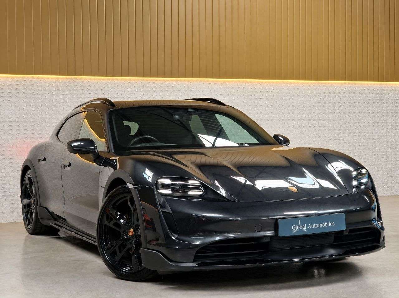 2023 PORSCHE TAYCAN 2023 PORSCHE TAYCAN