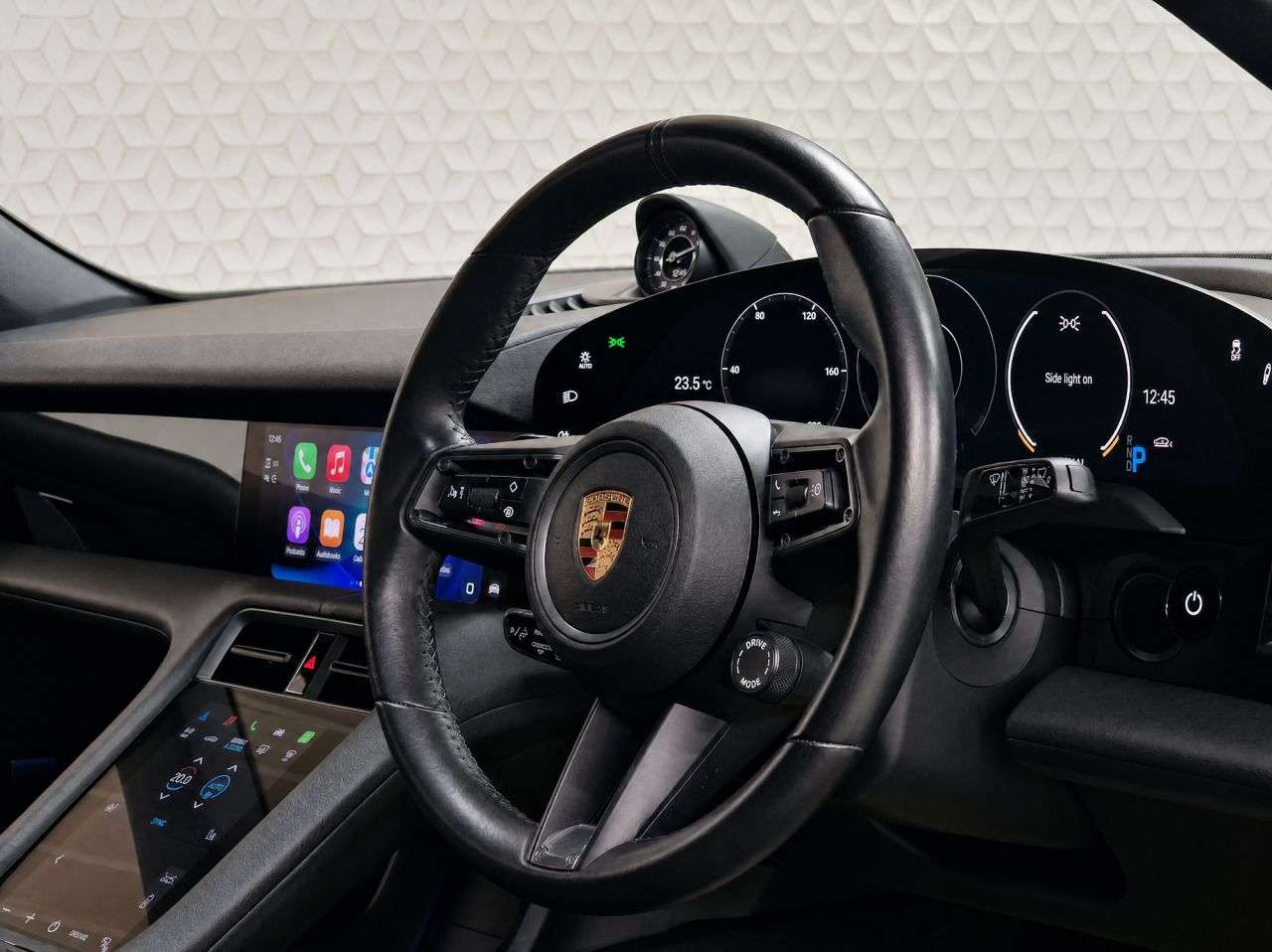 2023 PORSCHE TAYCAN 2023 PORSCHE TAYCAN