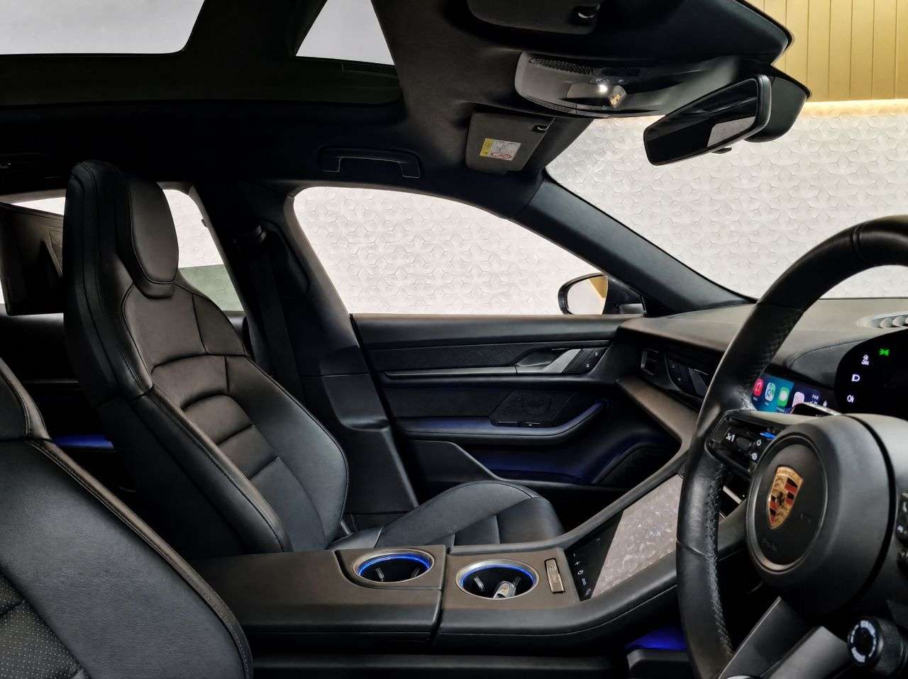 2023 PORSCHE TAYCAN 2023 PORSCHE TAYCAN