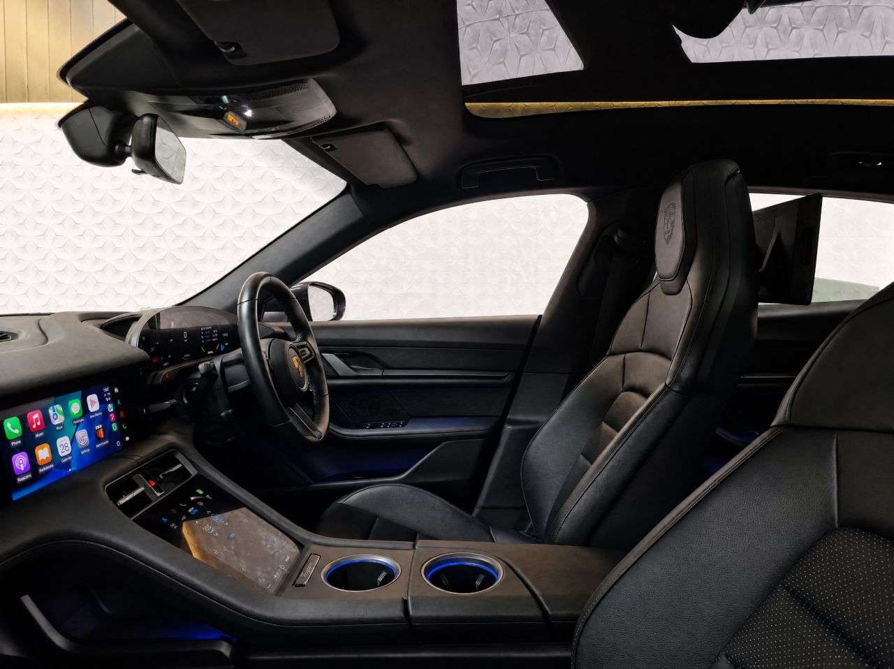 2023 PORSCHE TAYCAN 2023 PORSCHE TAYCAN