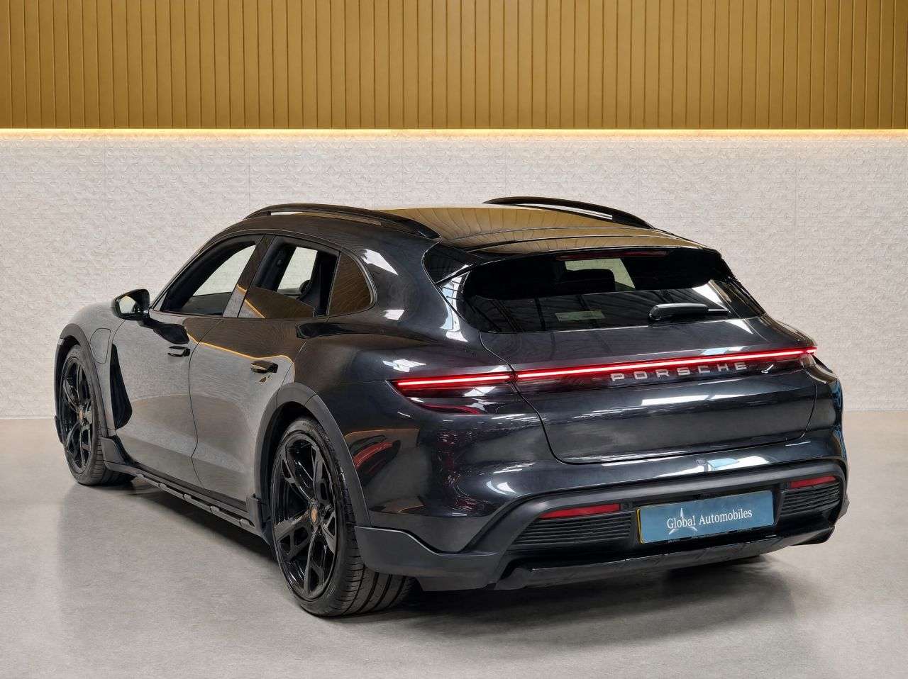 2023 PORSCHE TAYCAN 2023 PORSCHE TAYCAN