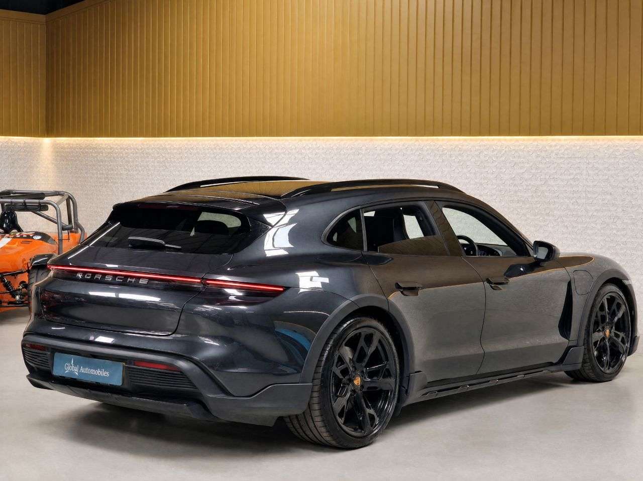 2023 PORSCHE TAYCAN 2023 PORSCHE TAYCAN