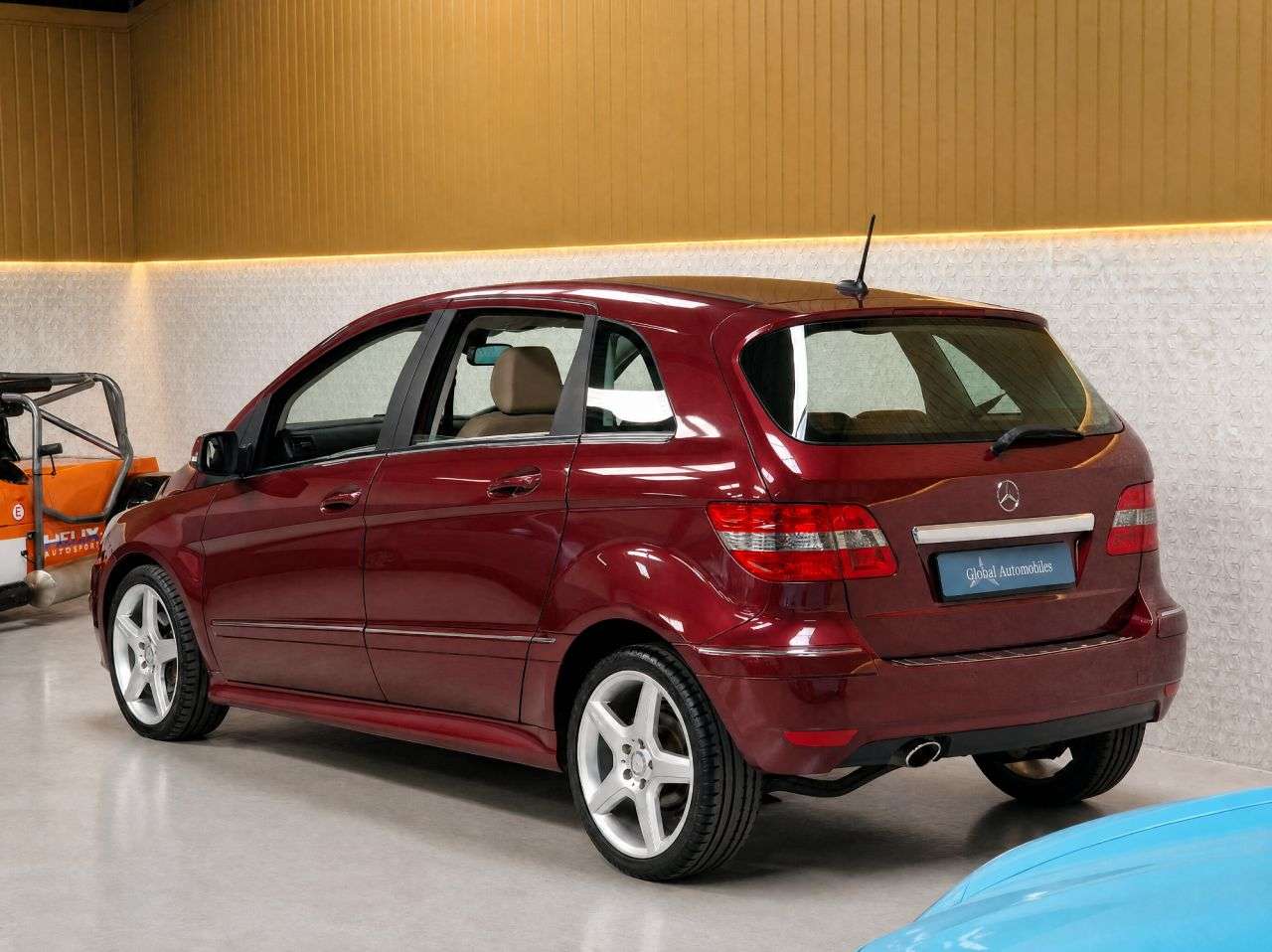 2011 MERCEDES-BENZ B CLASS 2011 MERCEDES-BENZ B CLASS