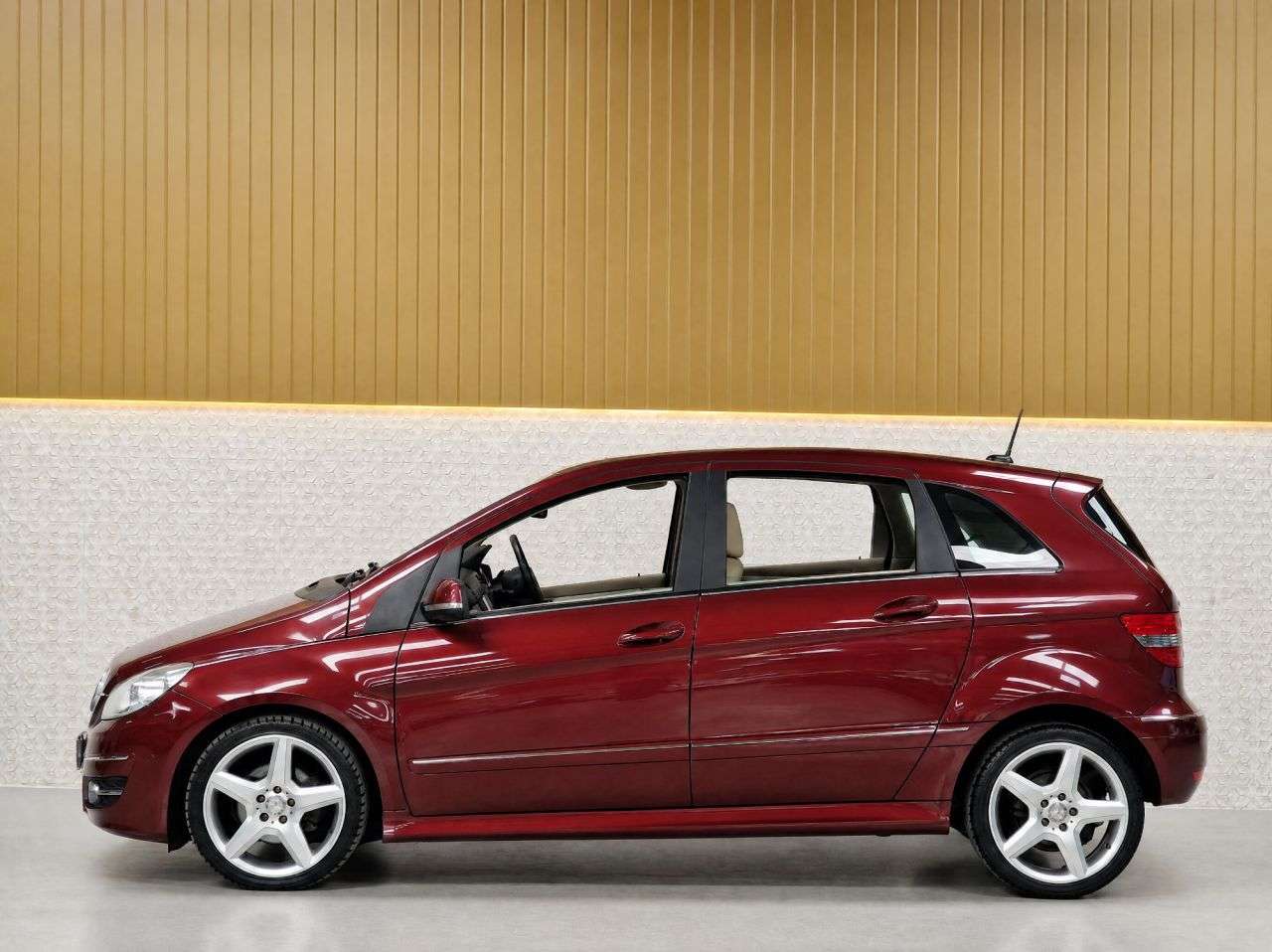 2011 MERCEDES-BENZ B CLASS 2011 MERCEDES-BENZ B CLASS