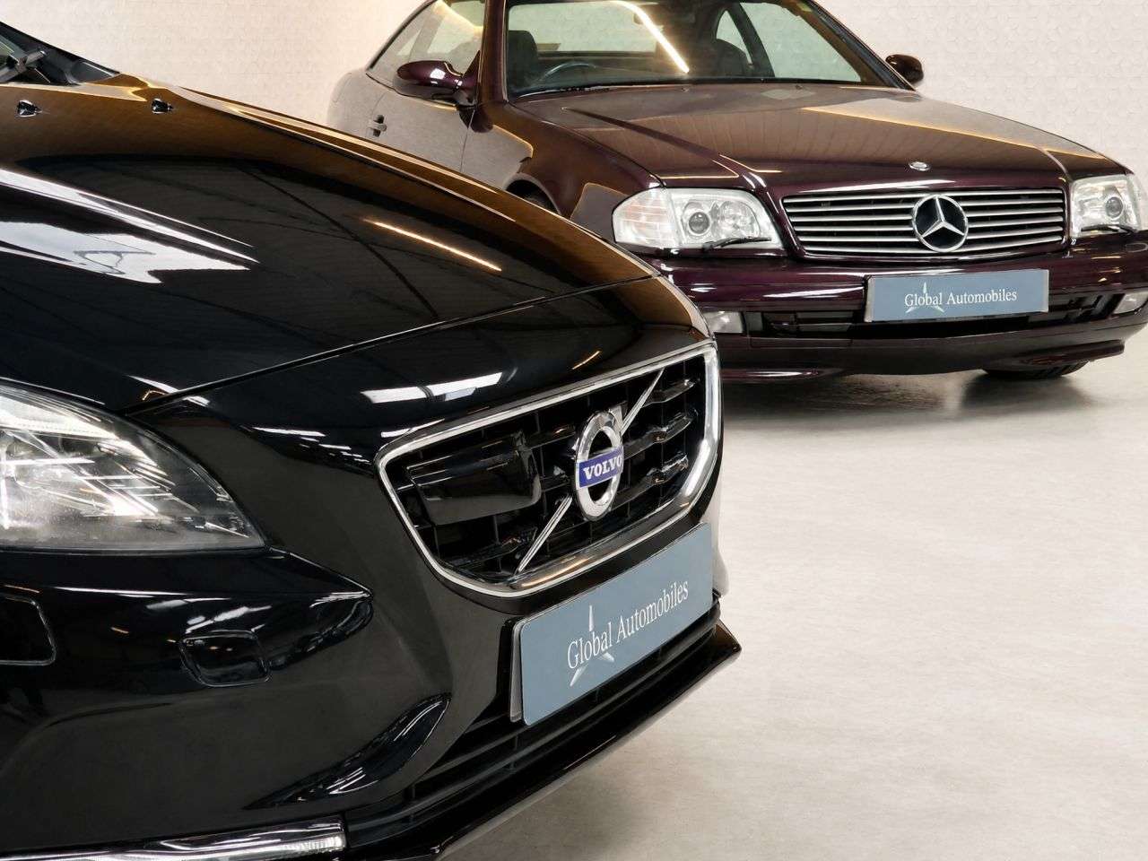 2015 VOLVO V40 2015 VOLVO V40