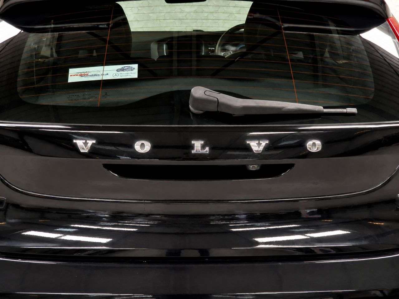 2015 VOLVO V40 2015 VOLVO V40
