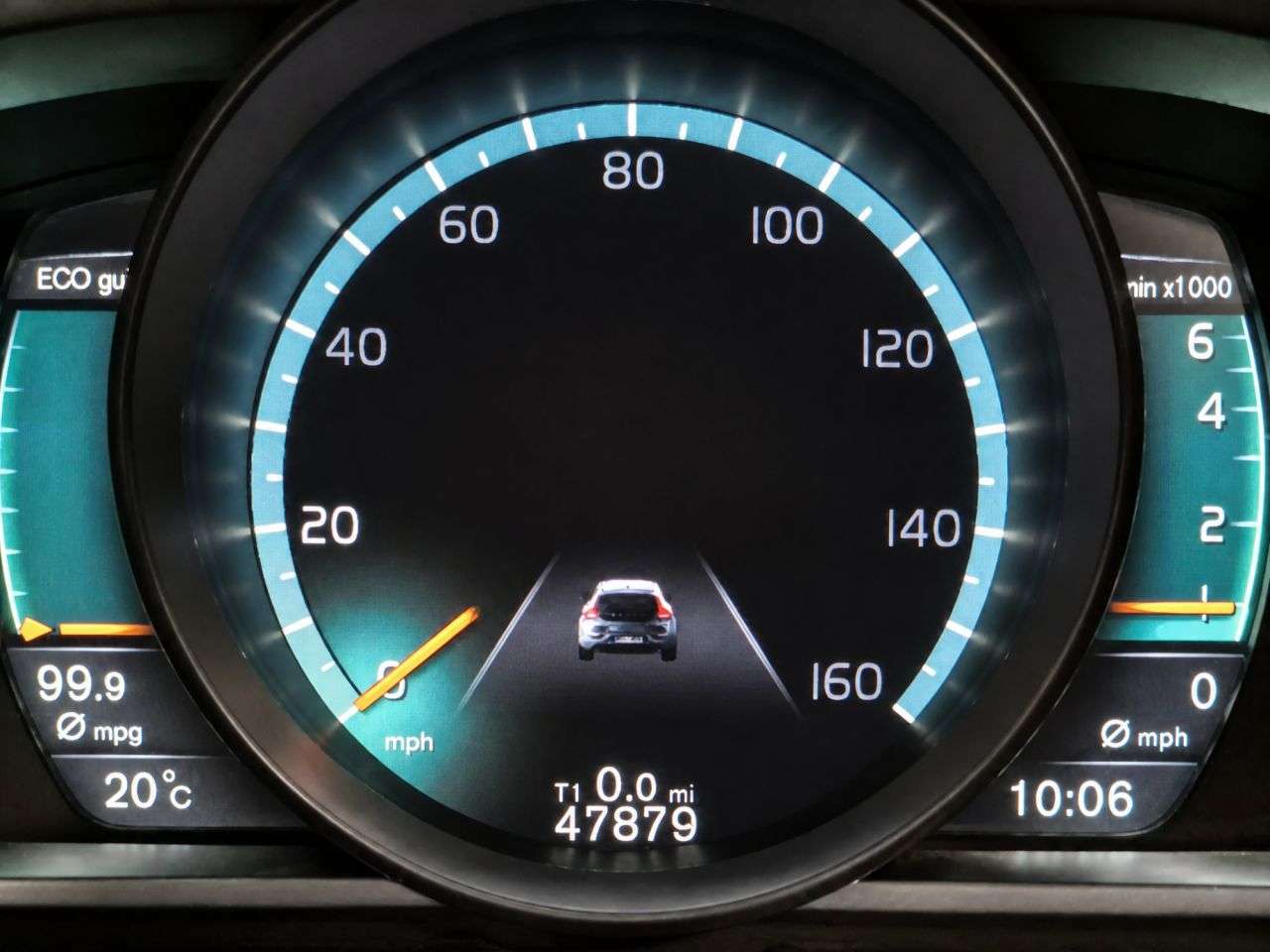 2015 VOLVO V40 2015 VOLVO V40