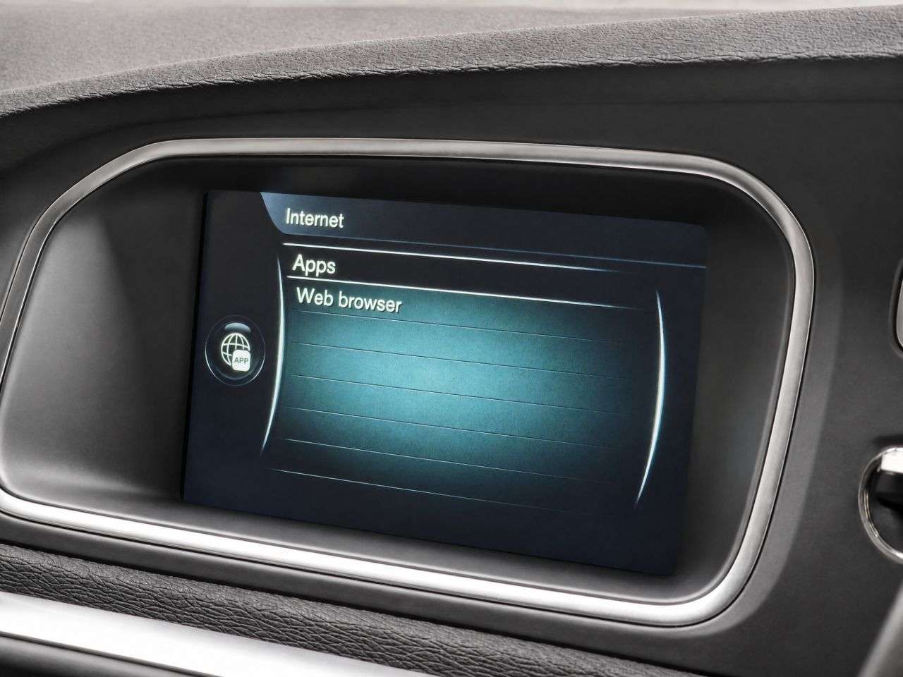 2015 VOLVO V40 2015 VOLVO V40