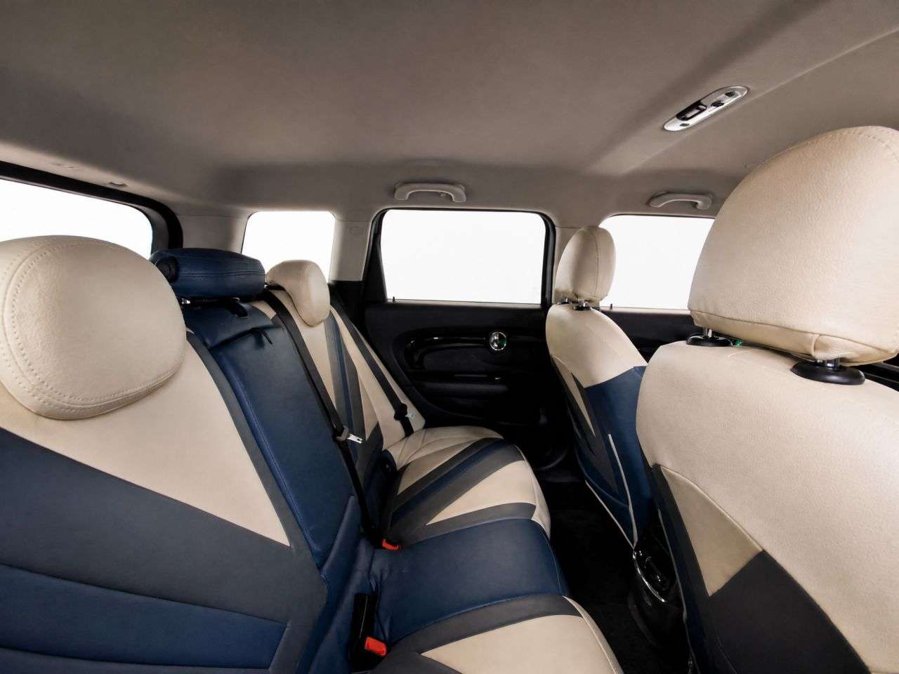 2015 MINI CLUBMAN 2015 MINI CLUBMAN