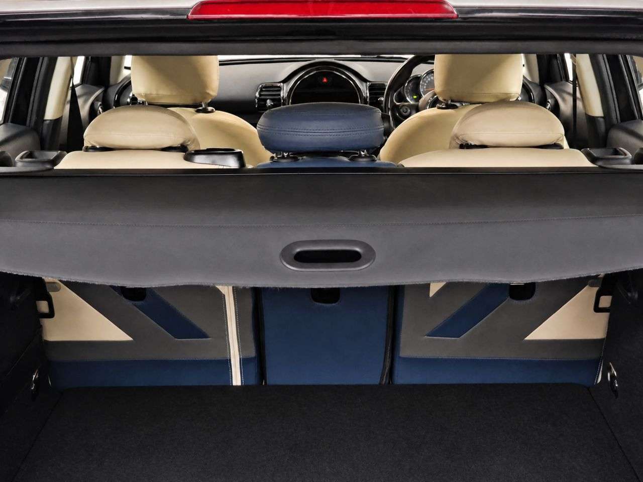 2015 MINI CLUBMAN 2015 MINI CLUBMAN