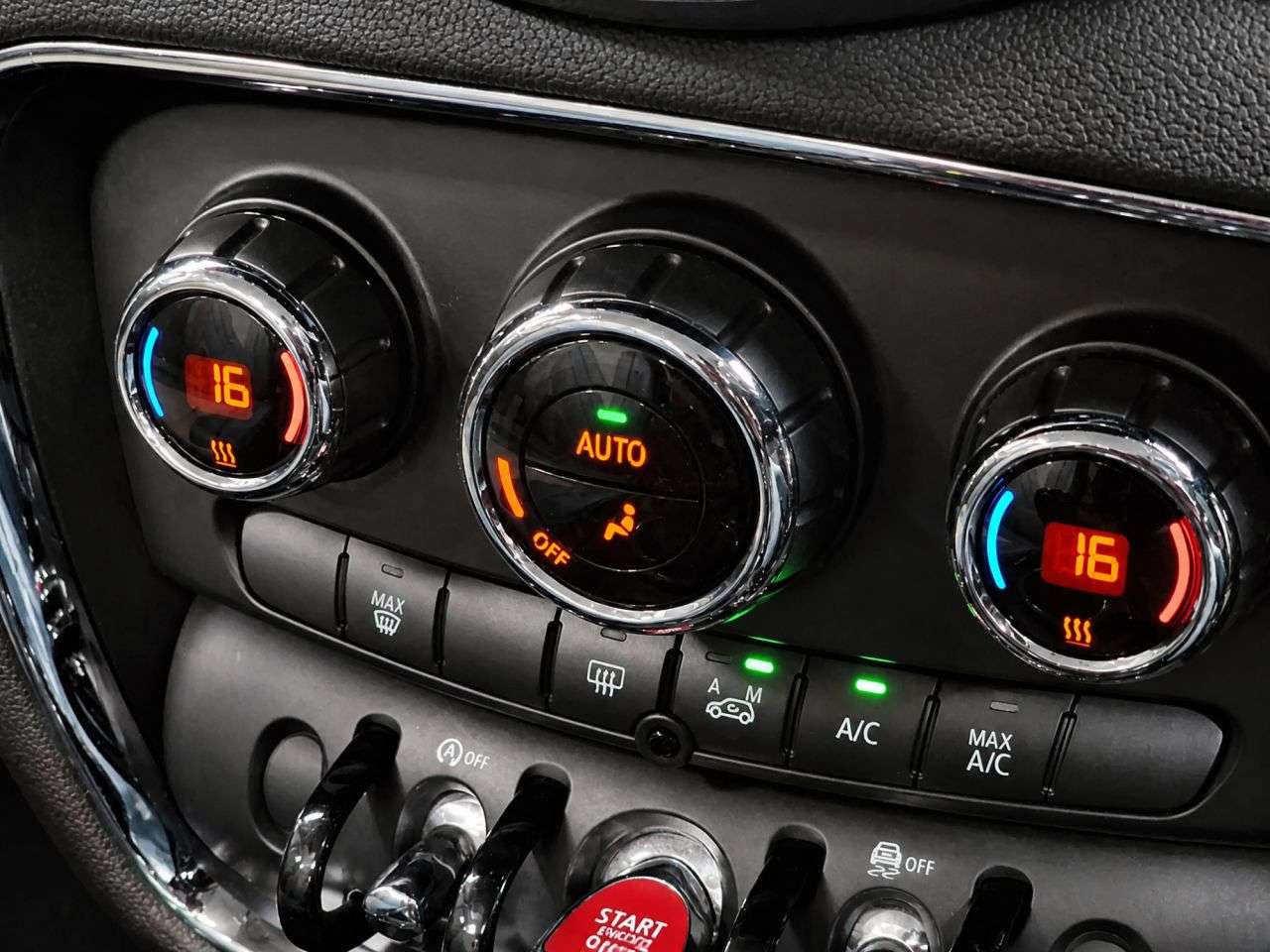 2015 MINI CLUBMAN 2015 MINI CLUBMAN