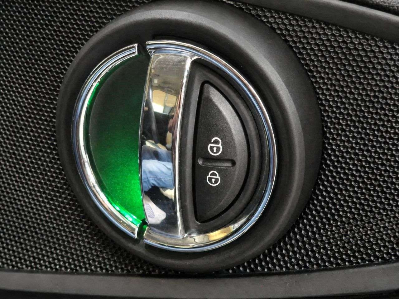 2015 MINI CLUBMAN 2015 MINI CLUBMAN