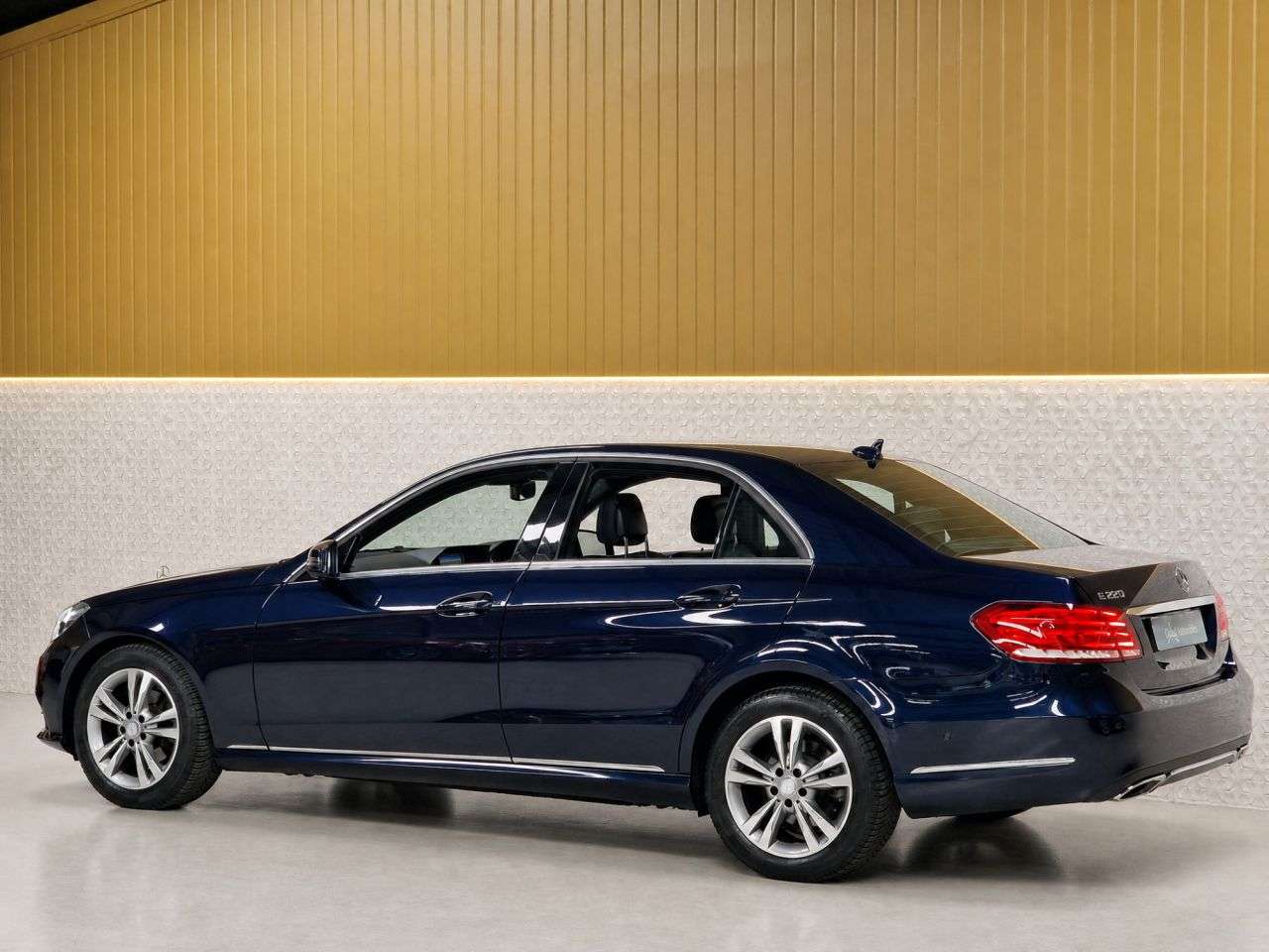 2016 MERCEDES-BENZ E CLASS 2016 MERCEDES-BENZ E CLASS