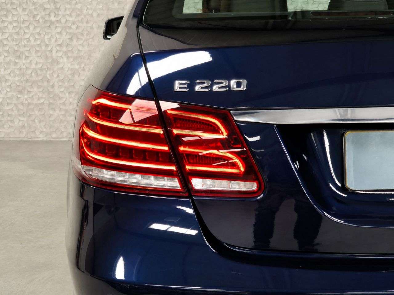2016 MERCEDES-BENZ E CLASS 2016 MERCEDES-BENZ E CLASS
