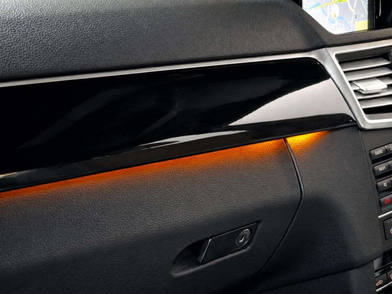 2011 MERCEDES-BENZ E CLASS 2011 MERCEDES-BENZ E CLASS