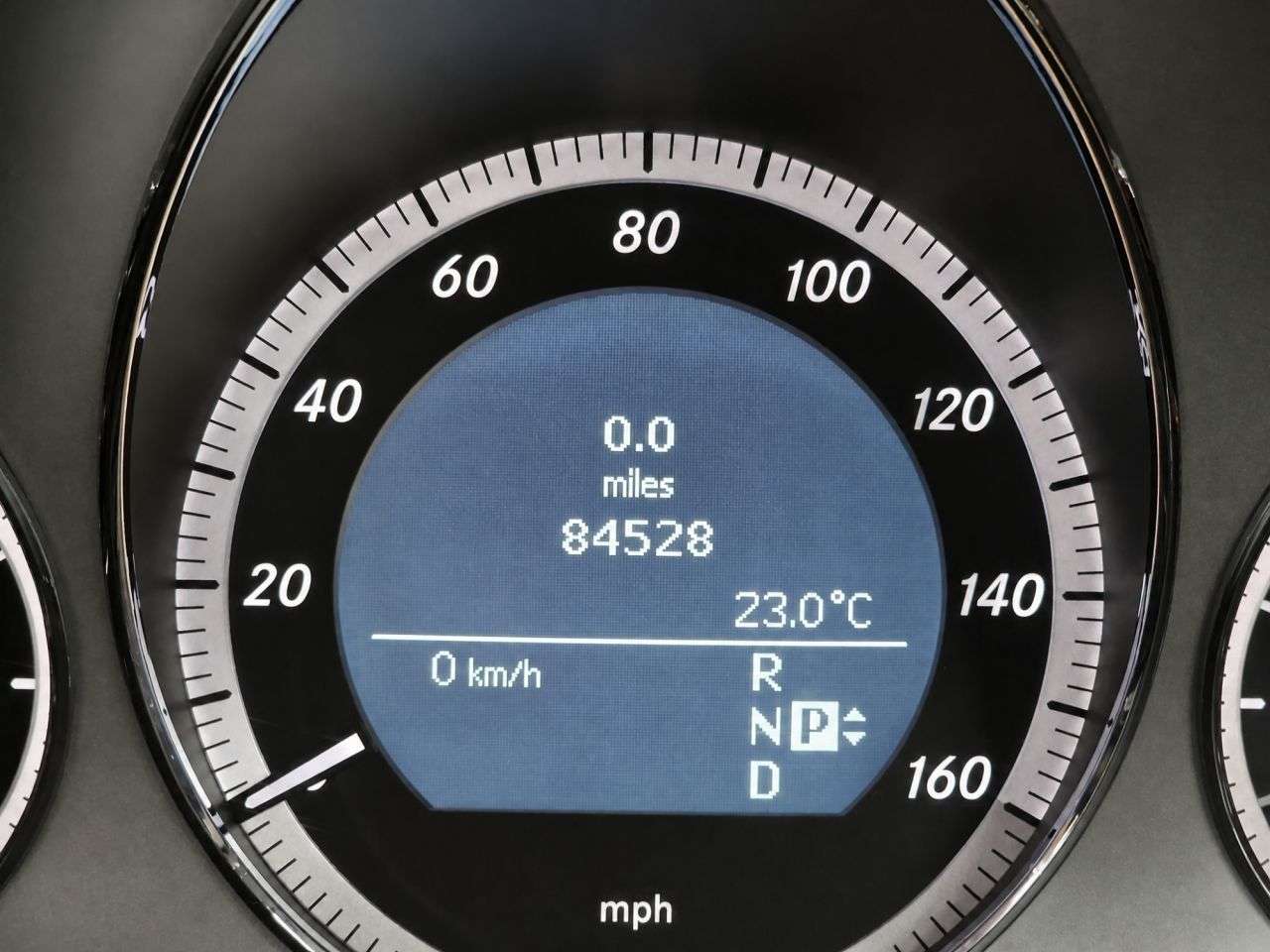 2011 MERCEDES-BENZ E CLASS 2011 MERCEDES-BENZ E CLASS