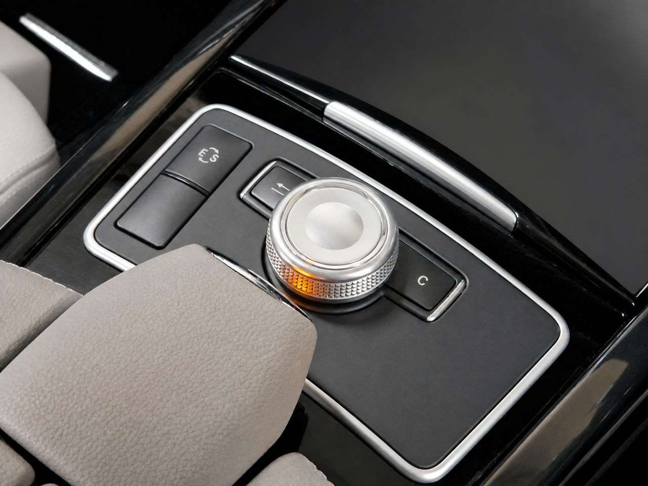 2011 MERCEDES-BENZ E CLASS 2011 MERCEDES-BENZ E CLASS