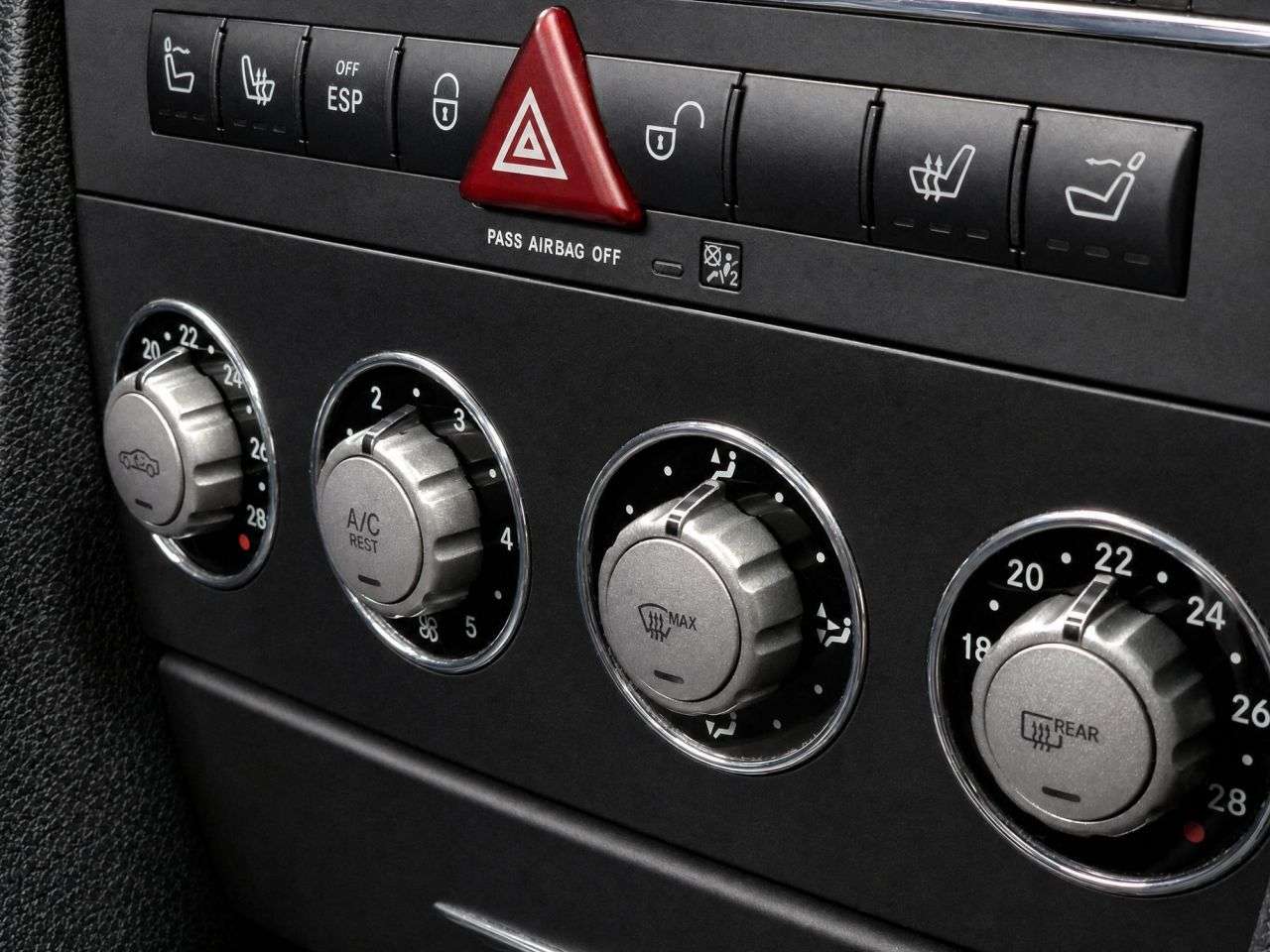 2010 MERCEDES-BENZ SLK 2010 MERCEDES-BENZ SLK