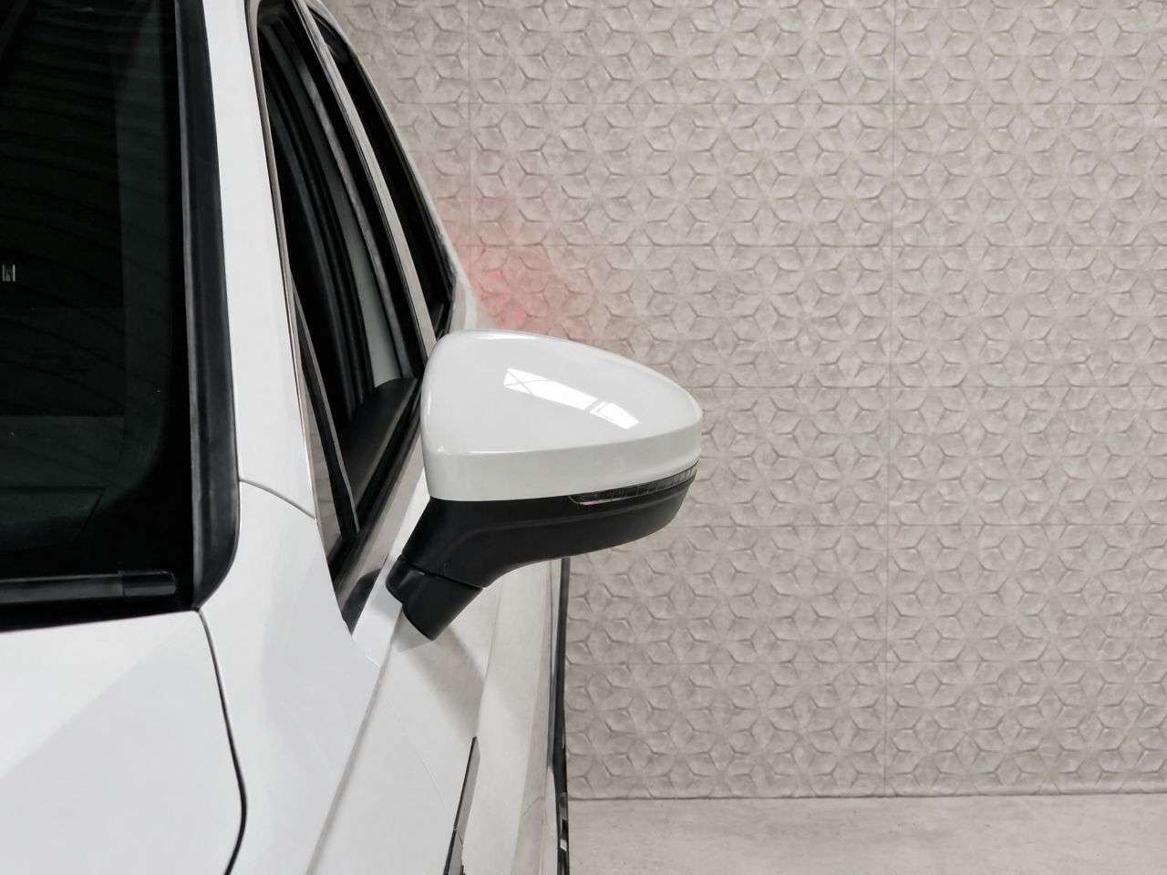 2017 VOLKSWAGEN TIGUAN 2017 VOLKSWAGEN TIGUAN