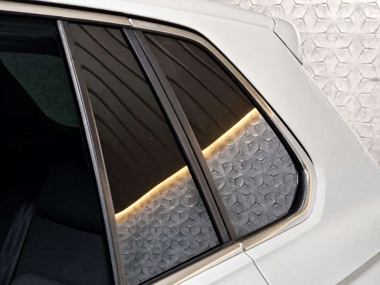2017 VOLKSWAGEN TIGUAN 2017 VOLKSWAGEN TIGUAN