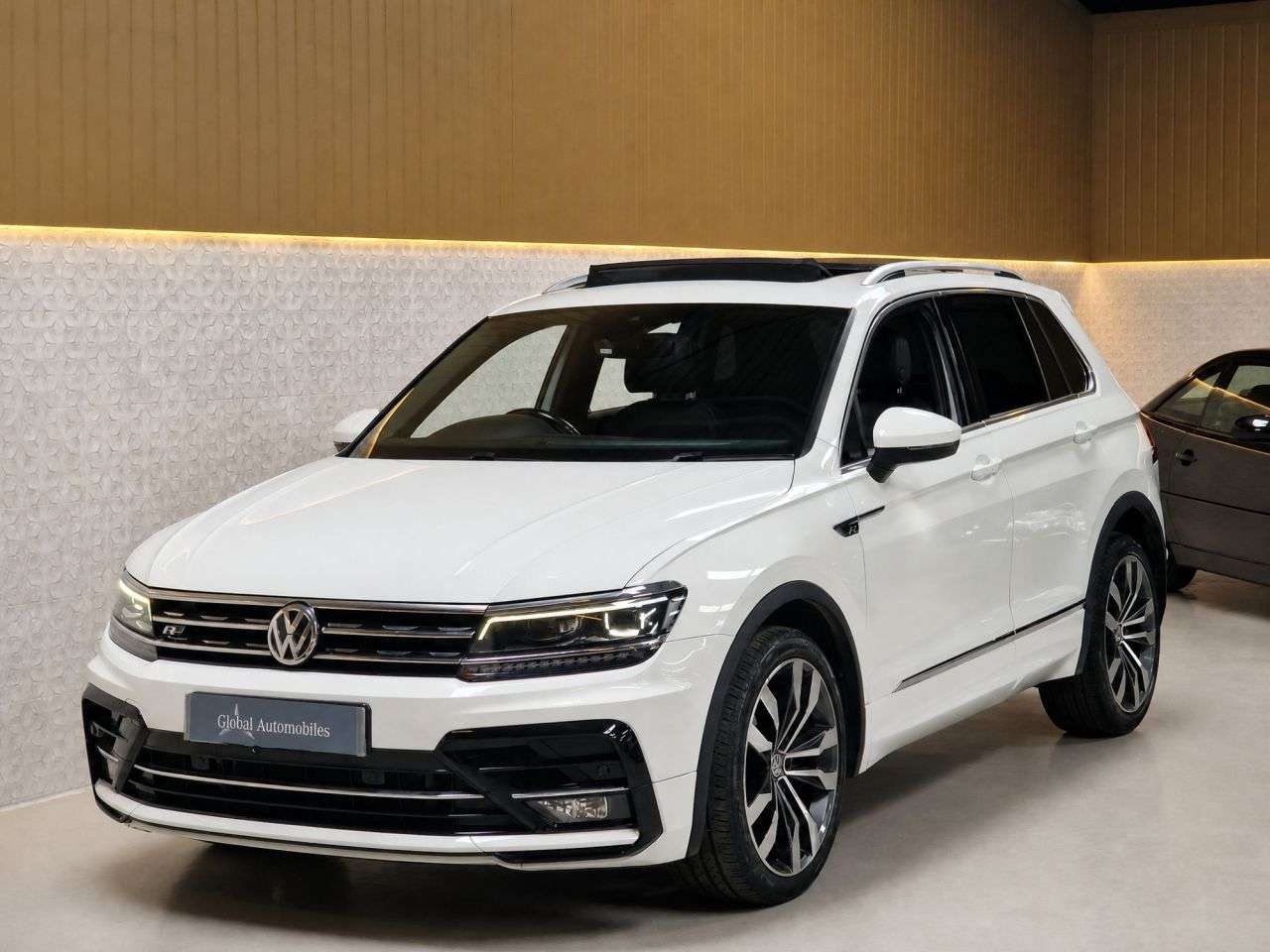 2017 VOLKSWAGEN TIGUAN 2017 VOLKSWAGEN TIGUAN