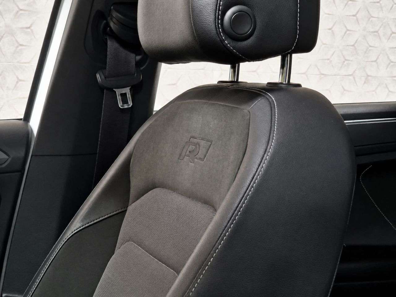2017 VOLKSWAGEN TIGUAN 2017 VOLKSWAGEN TIGUAN