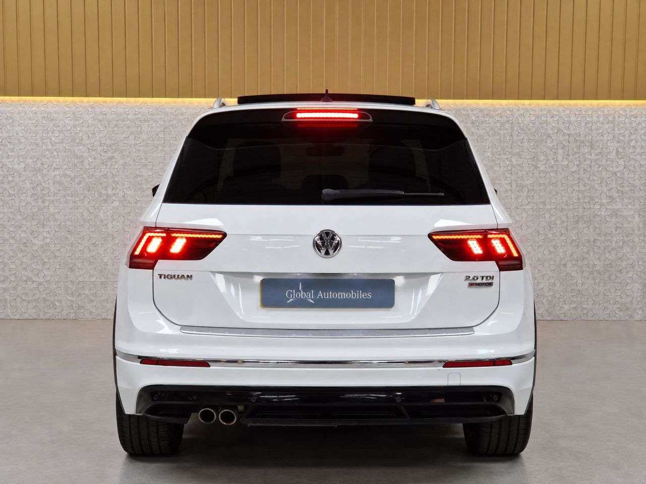 2017 VOLKSWAGEN TIGUAN 2017 VOLKSWAGEN TIGUAN