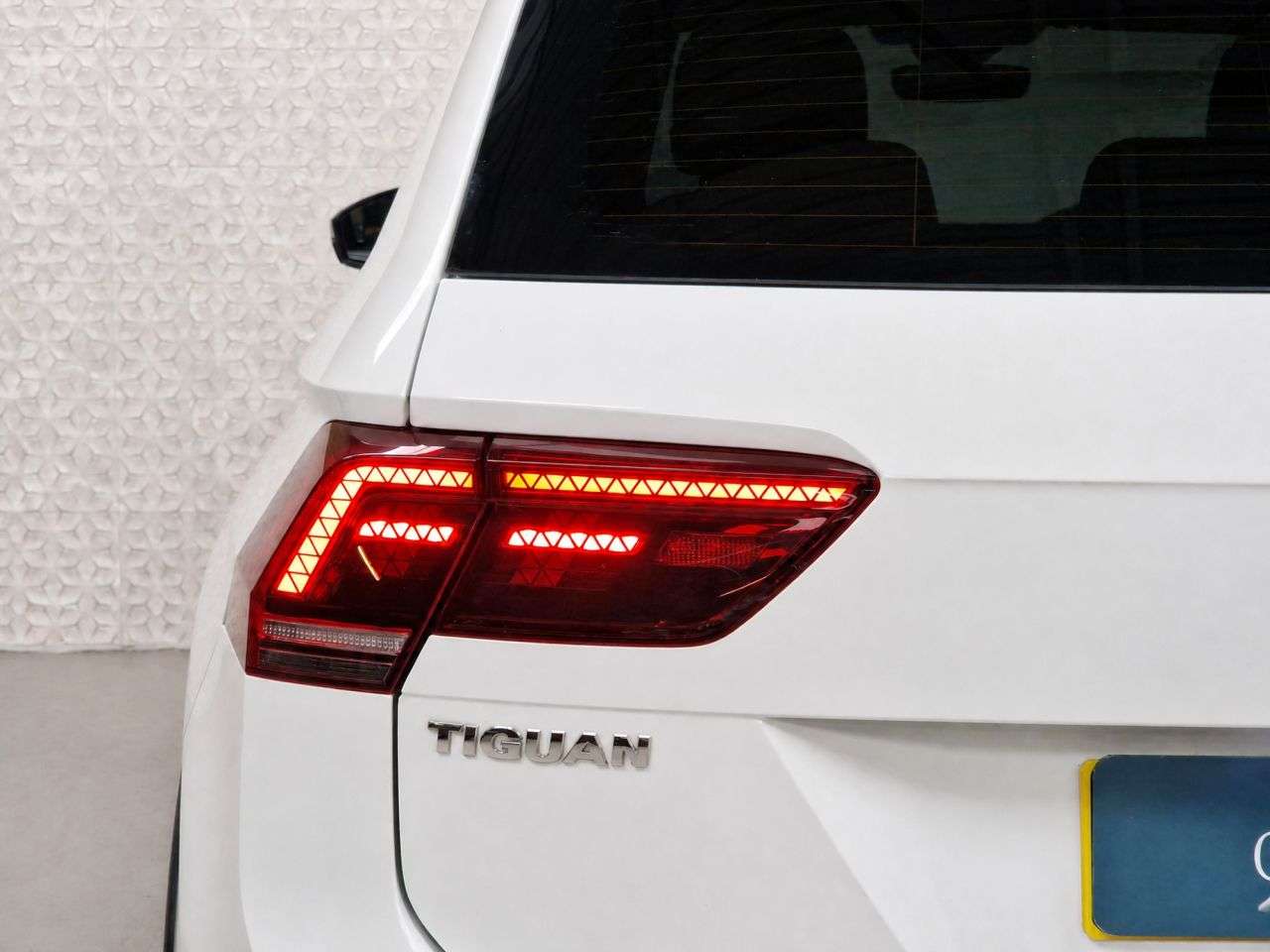 2017 VOLKSWAGEN TIGUAN 2017 VOLKSWAGEN TIGUAN