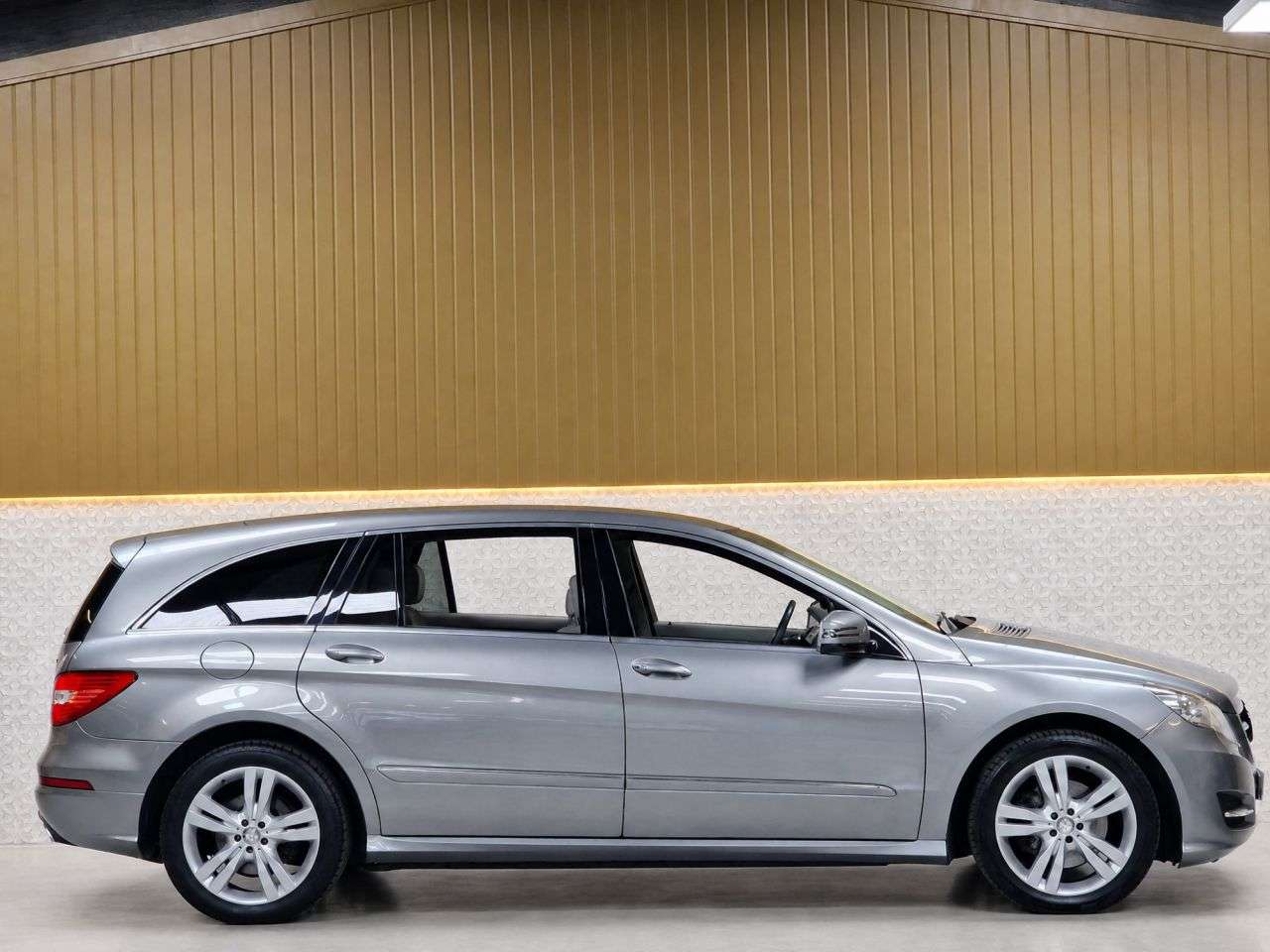 2012 MERCEDES-BENZ R CLASS 2012 MERCEDES-BENZ R CLASS