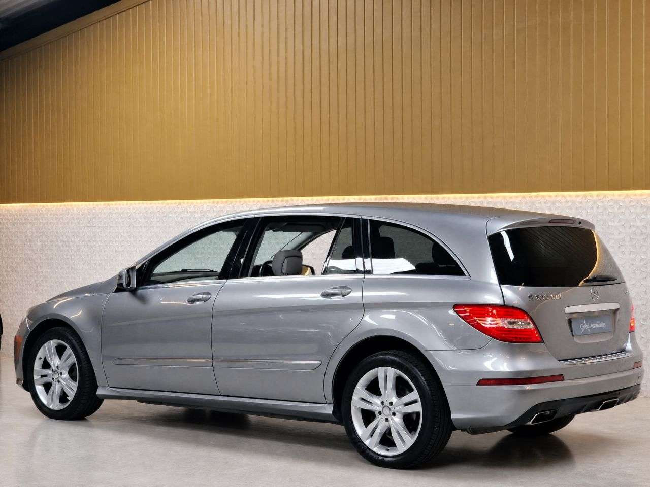 2012 MERCEDES-BENZ R CLASS 2012 MERCEDES-BENZ R CLASS