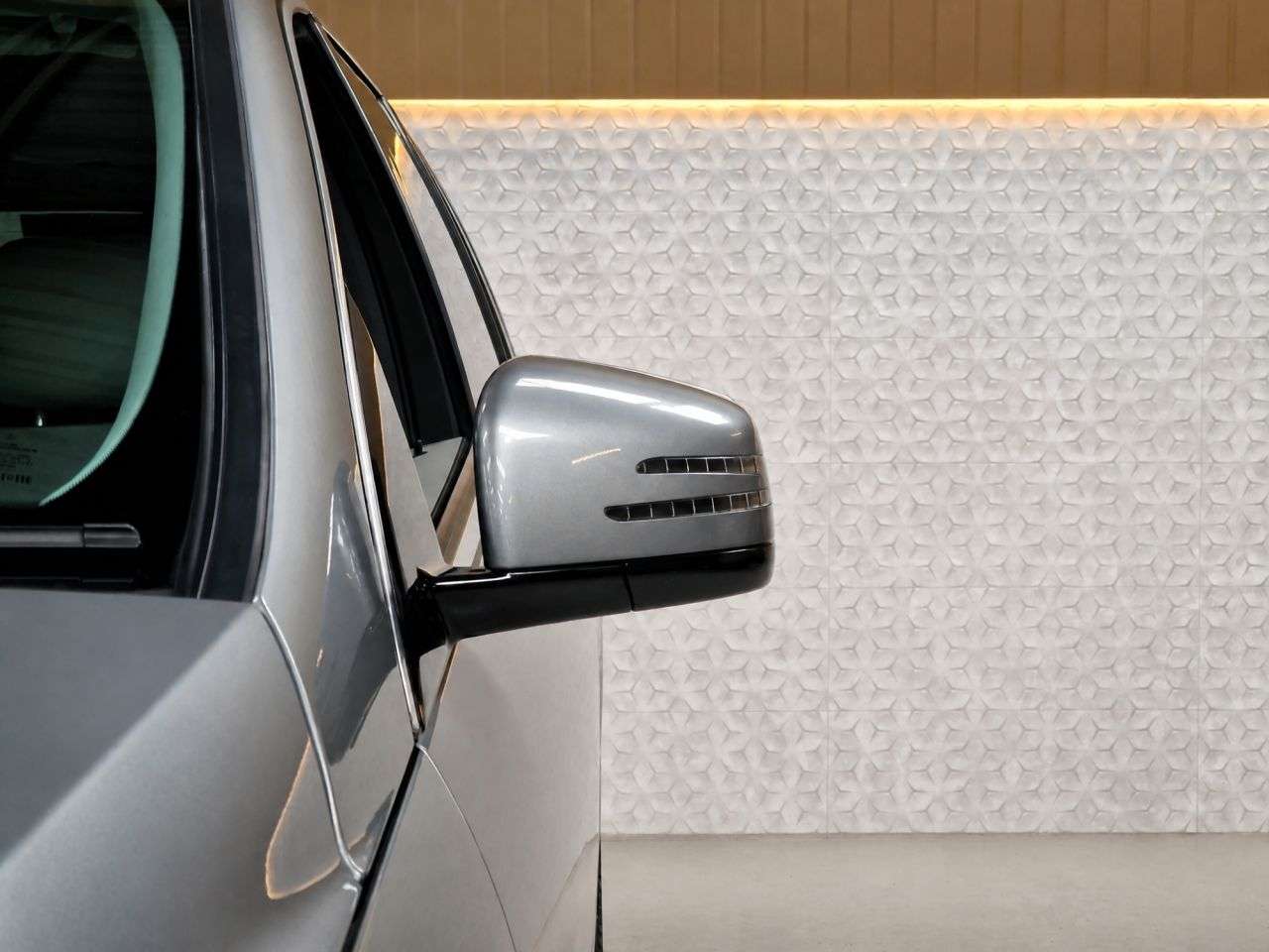 2012 MERCEDES-BENZ R CLASS 2012 MERCEDES-BENZ R CLASS