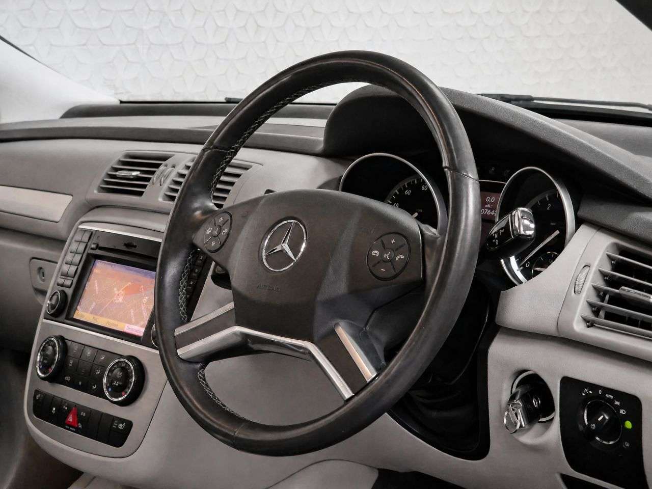 2012 MERCEDES-BENZ R CLASS 2012 MERCEDES-BENZ R CLASS