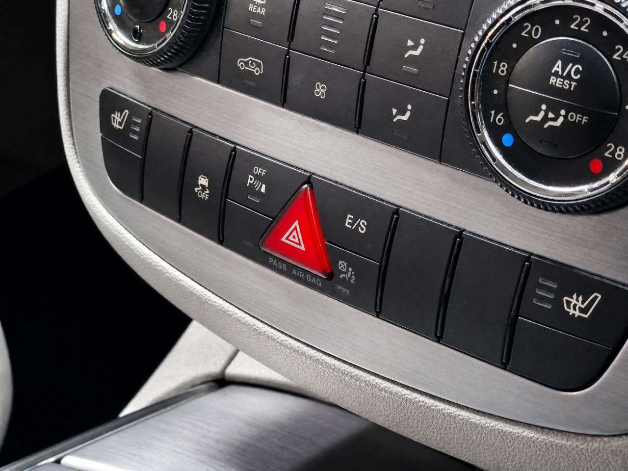2012 MERCEDES-BENZ R CLASS 2012 MERCEDES-BENZ R CLASS
