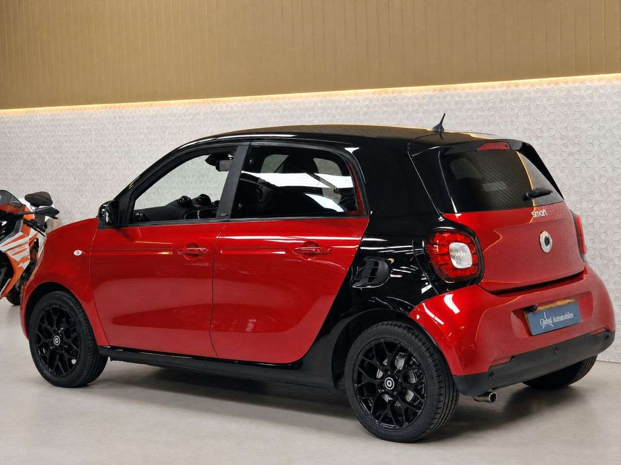 2016 SMART FORFOUR 2016 SMART FORFOUR