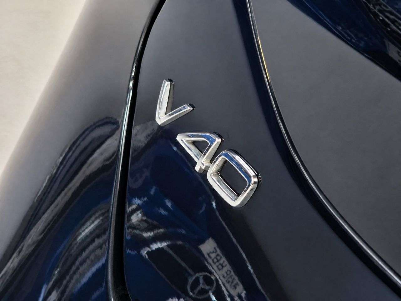 2019 VOLVO V40 2019 VOLVO V40