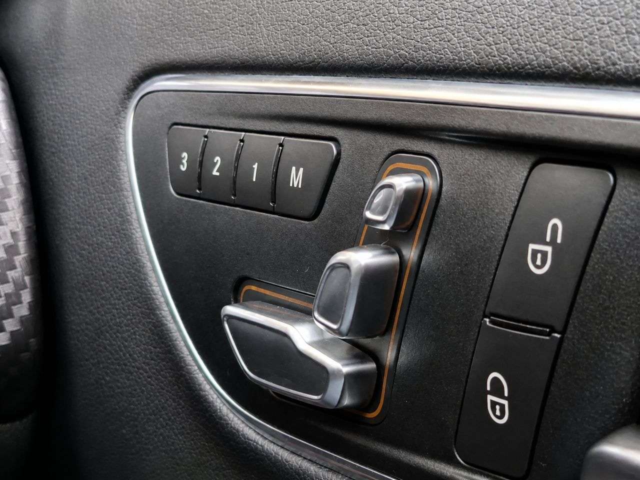 2015 MERCEDES-BENZ A CLASS 2015 MERCEDES-BENZ A CLASS