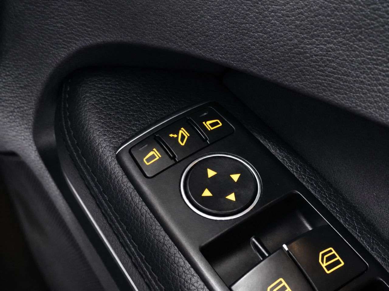 2013 MERCEDES-BENZ E CLASS 2013 MERCEDES-BENZ E CLASS